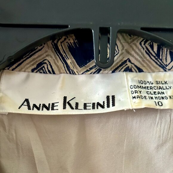Anne KleinII Bolero Style Silk Jacket - Picture 3 of 4